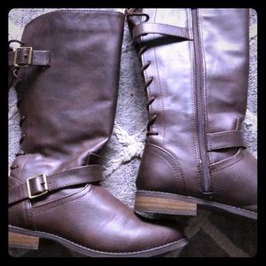 Girls boots